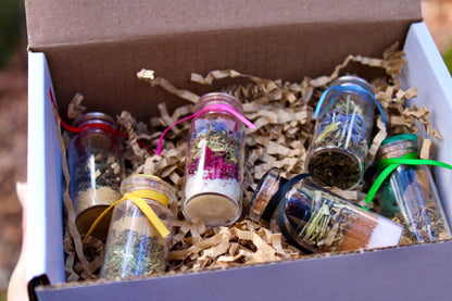 Luck Gift Set: Crystal Necklace and Spell Jar