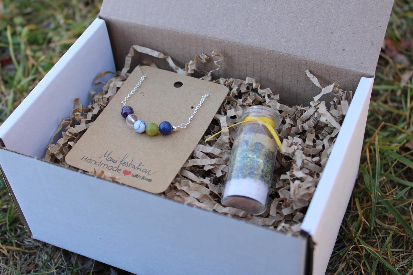 Manifestation Gift Set: Crystal Necklace and Spell Jar